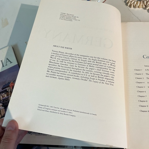 Vintage LIFE WORLD library s/3 books 🌍 - Picture 9 of 12